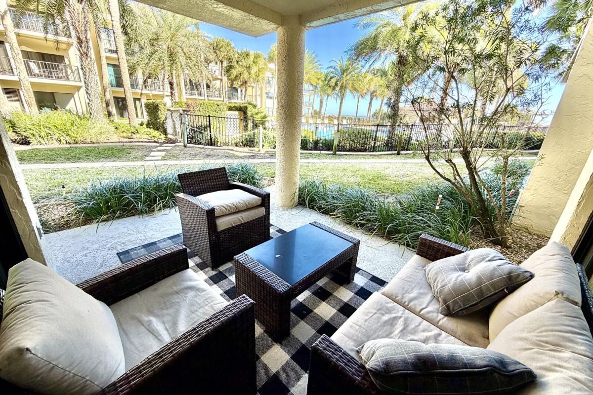 ocean side view/poolside patio