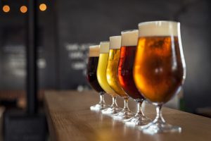 lined-up-craft-beer-varieties-in-pint-glasses